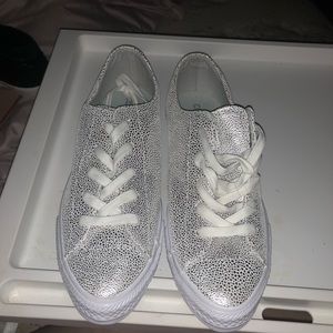 Women’s Converse Sneakers